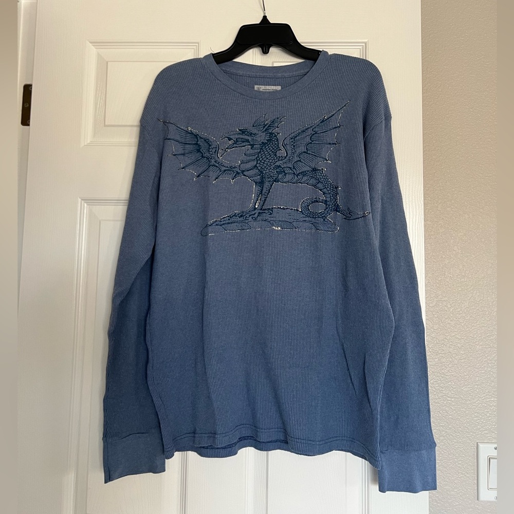 Gently Worn Men’s Thermal Blue Dragon Graphic Top Size L